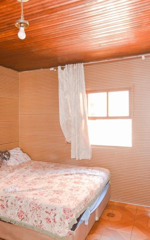 Casa à venda com 290m², 3 quartos e 2 vagasQuarto 3