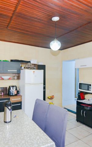 Casa à venda com 290m², 3 quartos e 2 vagasCozinha
