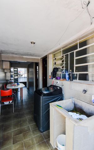 Casa à venda com 290m², 3 quartos e 2 vagasÁrea de Serviço