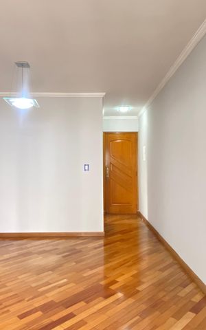 Apartamento para alugar com 64m², 3 quartos e 1 vaga Apartamento para alugar com 64m², 3 quartos e 1 vagaSala