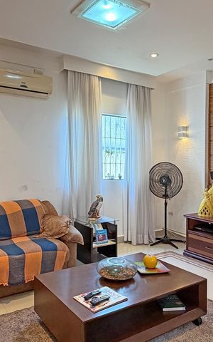 Casa para alugar com 240m², 5 quartos e 2 vagasSala