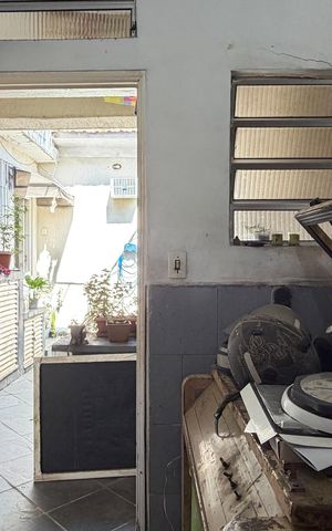 Casa para alugar com 240m², 5 quartos e 2 vagasQuarto 3 externo