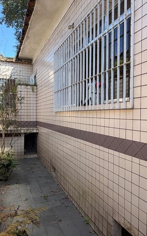 Casa para alugar com 240m², 5 quartos e 2 vagasJardim
