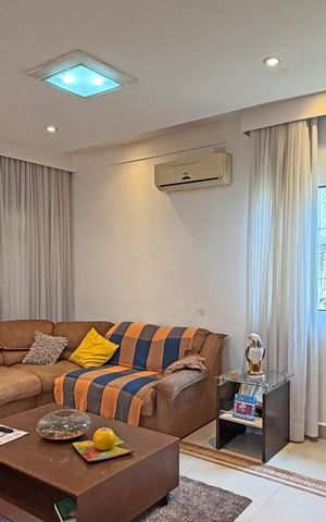 Casa para alugar com 240m², 5 quartos e 2 vagasSala