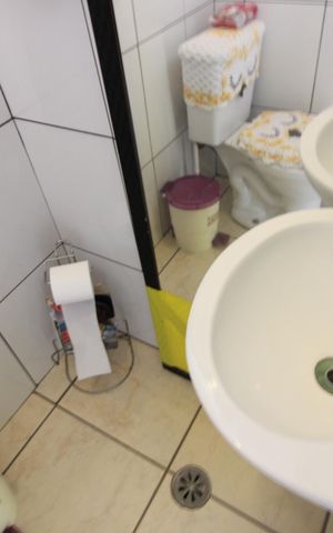 Casa para alugar com 192m², 3 quartos e 2 vagasBanheiro da área de serviço