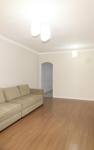 Casa para alugar com 150m², 3 quartos e 2 vagasSala