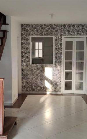 Casa de condomínio à venda com 128m², 2 quartos e 1 vaga