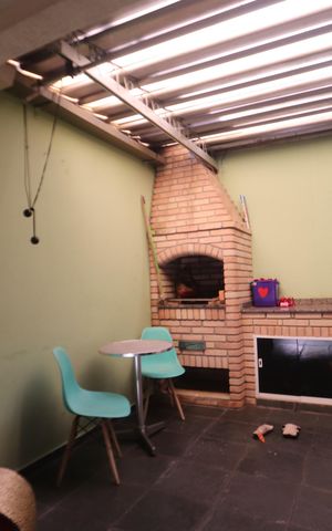 Casa de condomínio à venda com 138m², 3 quartos e 1 vagaLavanderia/Lazer/Garagem