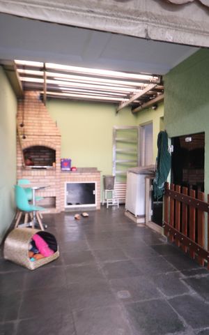 Casa de condomínio à venda com 138m², 3 quartos e 1 vagaLavanderia/Lazer/Garagem