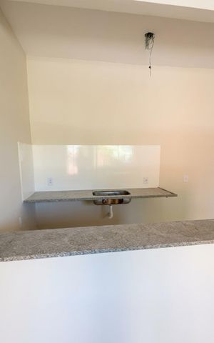 Casa para alugar com 60m², 2 quartos e 2 vagas Casa para alugar com 60m², 2 quartos e 2 vagasCozinha