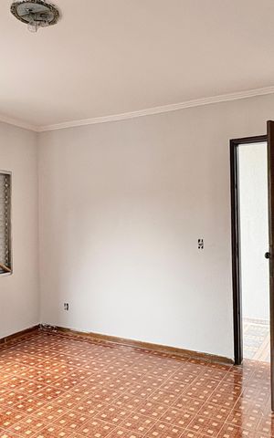 Casa à venda com 170m², 5 quartos e 2 vagasCasa 1 - Quarto 2