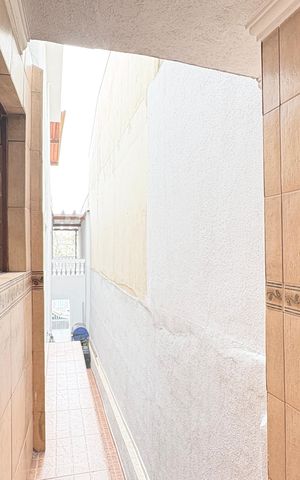 Casa à venda com 170m², 5 quartos e 2 vagasCasa 2 - Entrada