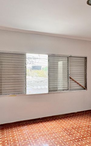 Casa à venda com 170m², 5 quartos e 2 vagasCasa 1 - Quarto 2