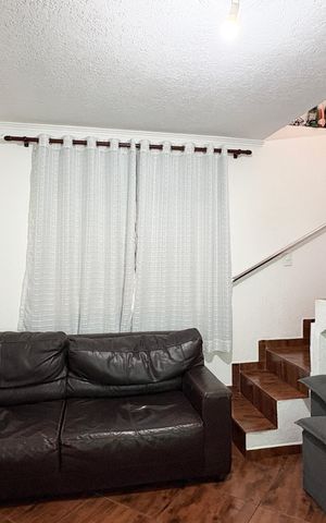 Casa à venda com 170m², 5 quartos e 2 vagasCasa 2 - Sala