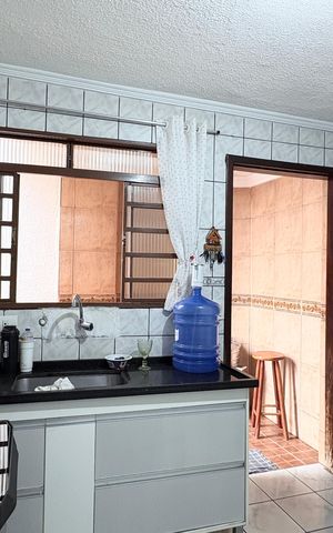 Casa à venda com 170m², 5 quartos e 2 vagasCasa 2 - Cozinha