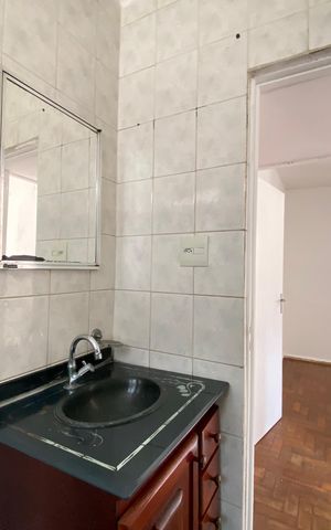 Apartamento para alugar com 45m², 2 quartos e 1 vaga Apartamento para alugar com 45m², 2 quartos e 1 vagaBanheiro social