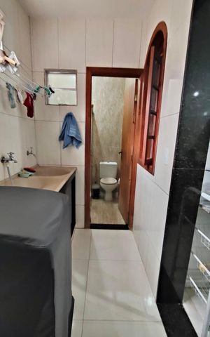 Casa à venda com 114m², 2 quartos e 3 vagasCozinha e Área de Serviço