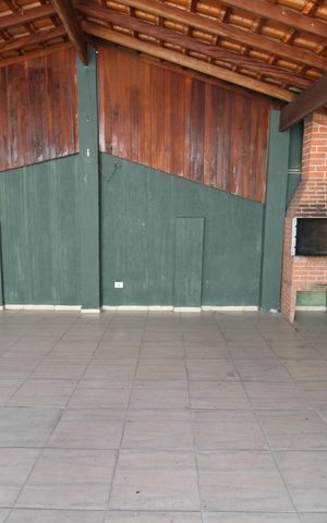 Casa para alugar com 145m², 3 quartos e 1 vagaQuintal