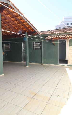 Casa para alugar com 145m², 3 quartos e 1 vagaQuintal