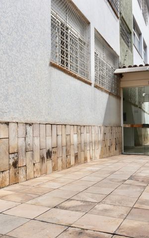 Apartamento para alugar com 120m², 3 quartos e 1 vaga Apartamento para alugar com 120m², 3 quartos e 1 vagaEntrada do prédio