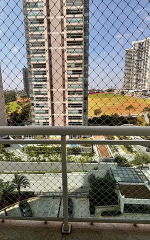Apartamento para alugar com 258m², 4 quartos e 4 vagas Apartamento para alugar com 258m², 4 quartos e 4 vagasVaranda suíte 1