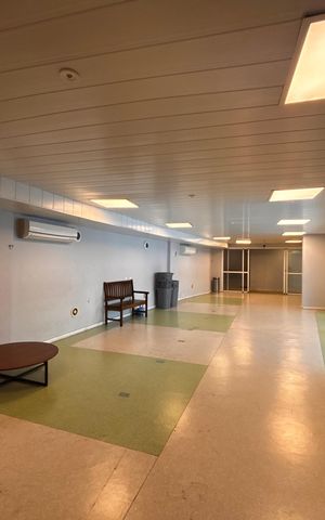Apartamento para alugar com 258m², 4 quartos e 4 vagas Apartamento para alugar com 258m², 4 quartos e 4 vagasÁrea da piscina coberta