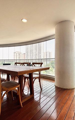 Apartamento para alugar com 258m², 4 quartos e 4 vagas Apartamento para alugar com 258m², 4 quartos e 4 vagasSacada