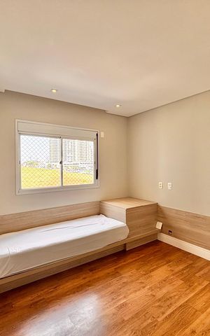 Apartamento para alugar com 258m², 4 quartos e 4 vagas Apartamento para alugar com 258m², 4 quartos e 4 vagasSuíte 2