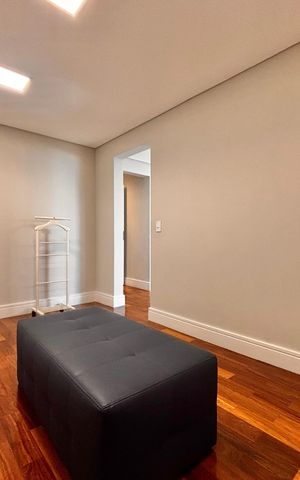 Apartamento para alugar com 258m², 4 quartos e 4 vagas Apartamento para alugar com 258m², 4 quartos e 4 vagasCloset da suíte 1