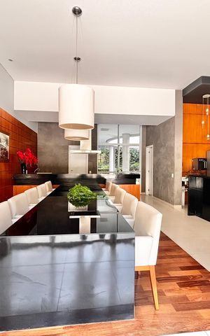 Apartamento para alugar com 258m², 4 quartos e 4 vagas Apartamento para alugar com 258m², 4 quartos e 4 vagasÁrea comum - Salão de festas
