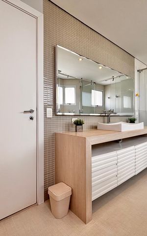 Apartamento para alugar com 258m², 4 quartos e 4 vagas Apartamento para alugar com 258m², 4 quartos e 4 vagasBanheiro suíte 1