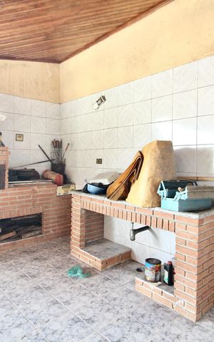 Casa à venda com 400m², 3 quartos e 2 vagas Casa à venda com 400m², 3 quartos e 2 vagasÁrea gourmet