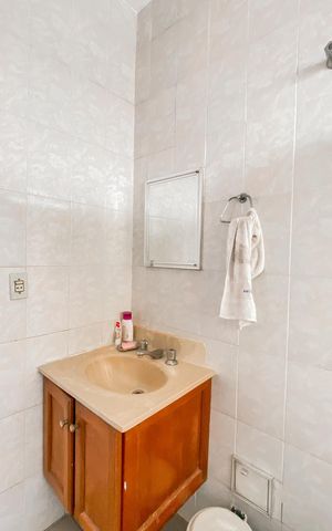 Casa para alugar com 90m², 3 quartos e 1 vagaBanheiro social