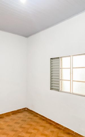 Casa para alugar com 90m², 3 quartos e 1 vagaQuarto 2