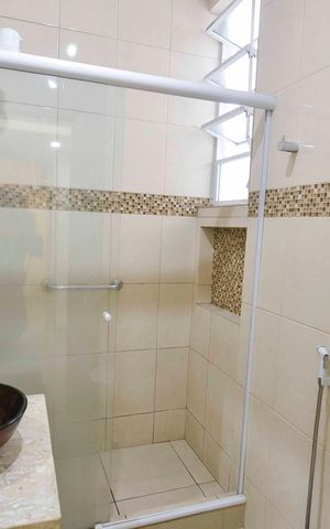 Apartamento à venda com 66m², 2 quartos e sem vaga Apartamento à venda com 66m², 2 quartos e sem vagaBanheiro