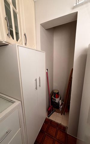 Apartamento à venda com 94m², 2 quartos e 1 vaga Apartamento à venda com 94m², 2 quartos e 1 vagaLavanderia