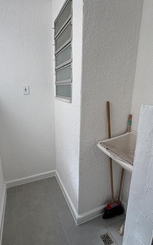 Apartamento à venda com 60m², 2 quartos e sem vaga Apartamento à venda com 60m², 2 quartos e sem vagaÁrea de serviço