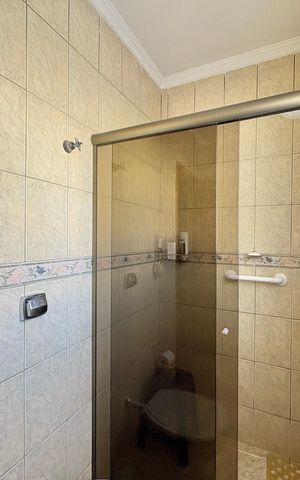 Casa à venda com 113m², 3 quartos e 3 vagas Casa à venda com 113m², 3 quartos e 3 vagasBanheiro 2