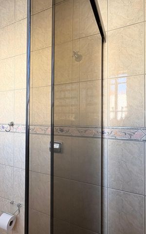 Casa à venda com 113m², 3 quartos e 3 vagas Casa à venda com 113m², 3 quartos e 3 vagasBanheiro 2