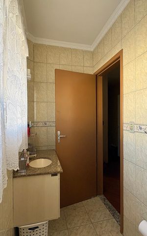 Casa à venda com 113m², 3 quartos e 3 vagas Casa à venda com 113m², 3 quartos e 3 vagasBanheiro 2