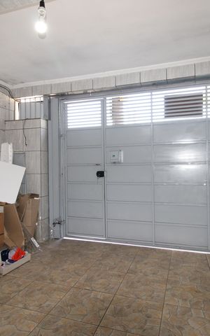 Casa à venda com 125m², 3 quartos e 2 vagasGaragem
