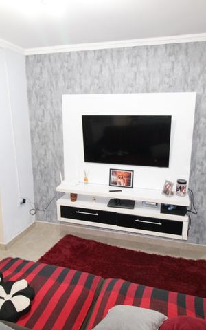 Casa à venda com 125m², 3 quartos e 2 vagasSala