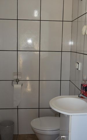 Casa à venda com 257m², 3 quartos e 2 vagasBanheiro de serviço