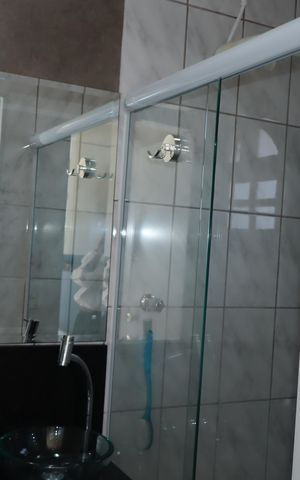 Casa à venda com 257m², 3 quartos e 2 vagasBanheiro da Suíte 2