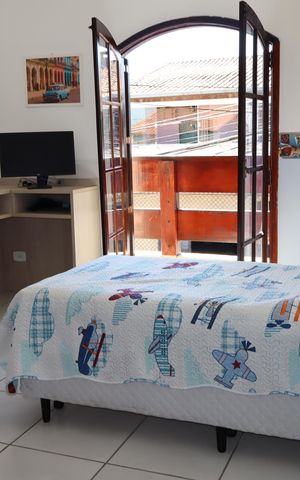 Casa à venda com 257m², 3 quartos e 2 vagasSuíte 2
