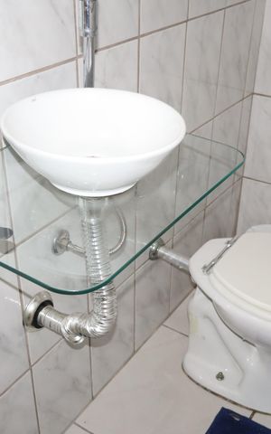 Casa à venda com 257m², 3 quartos e 2 vagasBanheiro 2