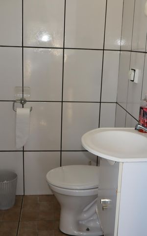 Casa à venda com 257m², 3 quartos e 2 vagasBanheiro de serviço