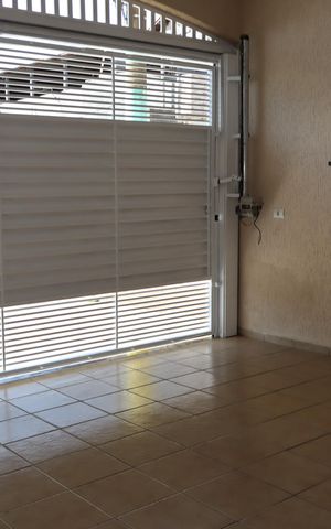 Casa à venda com 257m², 3 quartos e 2 vagasGaragem