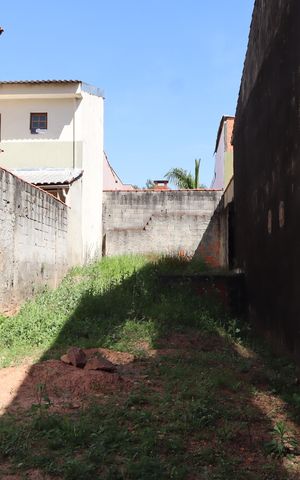 Casa à venda com 257m², 3 quartos e 2 vagasQuintal