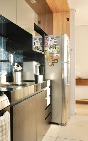 Apartamento à venda com 77m², 2 quartos e 2 vagasCozinha e Área de Serviço